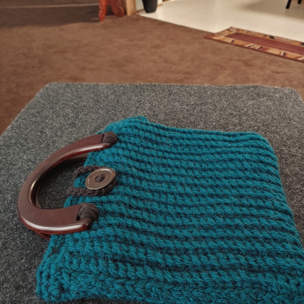 New Handmade Pretty Alpaca Purse